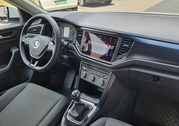 Volkswagen T-Roc cena 89900 przebieg: 25500, rok produkcji 2020 z Pilica małe 596